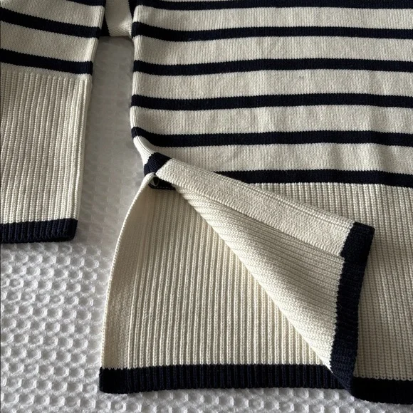 GUESS Emelia Sweater - Picture 9 of 16